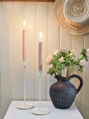 Vysoký bílý svícen Estelle