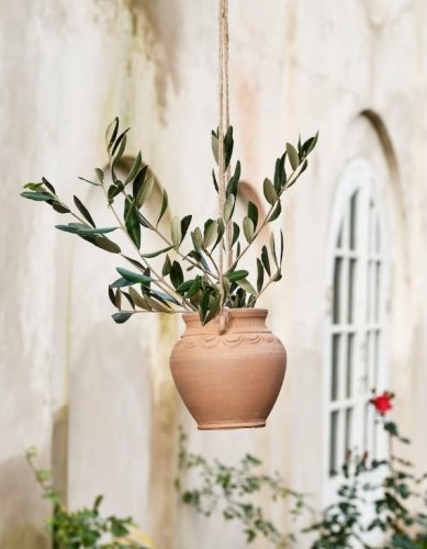 Ručně výráběný hliněný závěsný květináč Terracotta