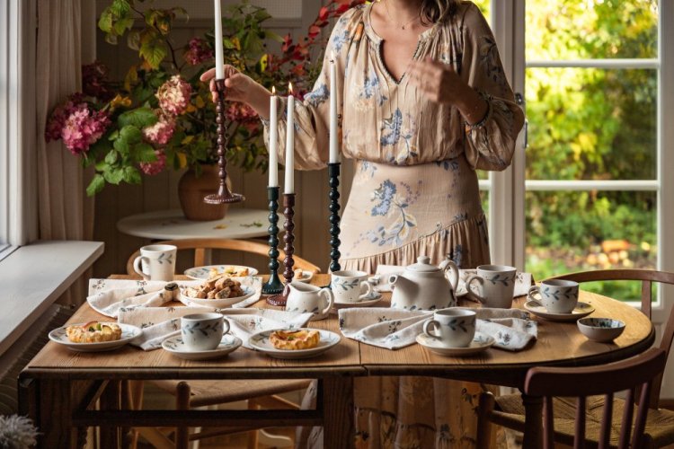 Vysoký zelený svícen Sigrid