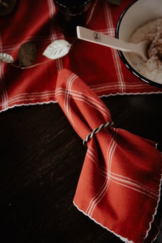 Mosazný kroužek na ubrousky Estelle