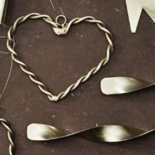 Vánoční závěsná ozdoba Estelle Heart Brass